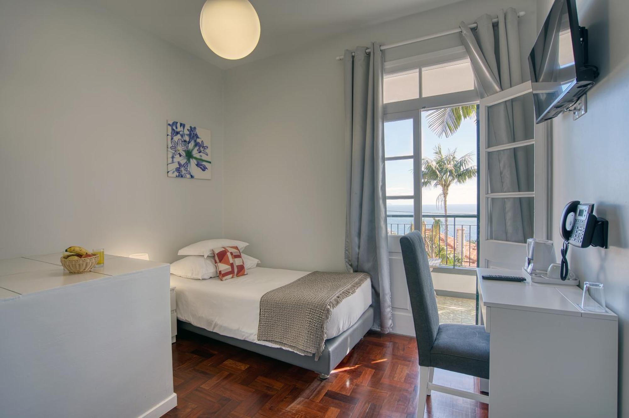 Vila Camacho Guest House Funchal  Rum bild